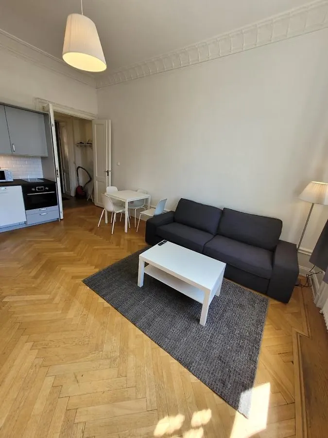 Grandhome Mg Estocolmo Suécia